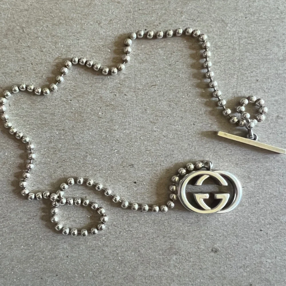 Gucci Necklace - Picture 1 of 3